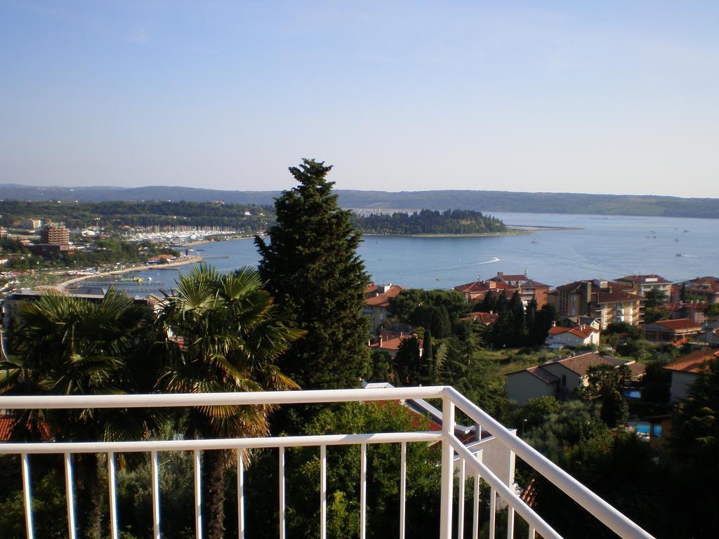 Apartments Heidi Portorose Esterno foto