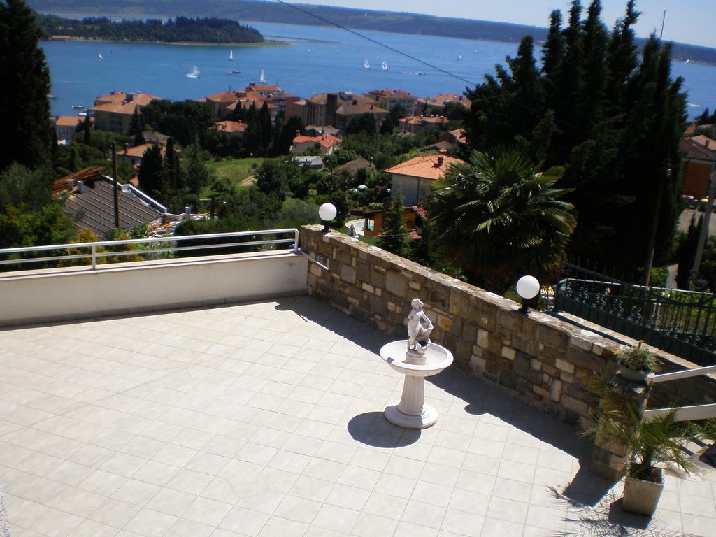 Apartments Heidi Portorose Esterno foto